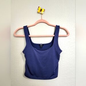 Express body contour cropped top
